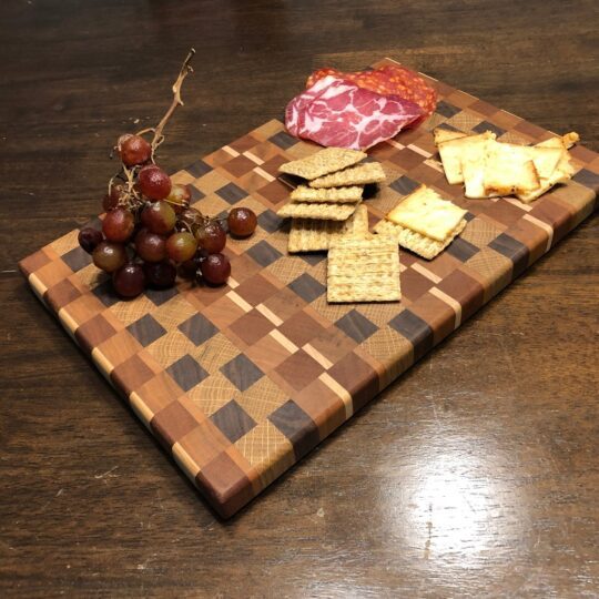 End grain cutting board