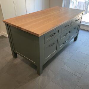 Color toned Lacquer Island with Natural White Oak Countertop